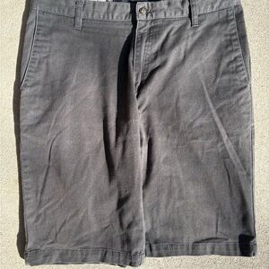 men’s VOLCOM modern fit chino short SIZE 33